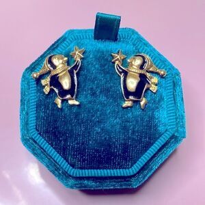 💛 Vintage Avon Winter Wonderland Penguin Earrings